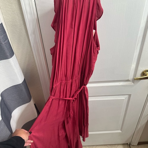 Wide Leg V Back Jumpsuit - Picture 3 of 6